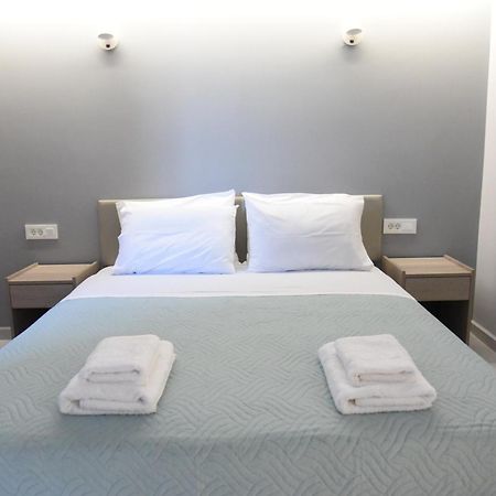 Pirgos Deluxe Apartment - Private Parking Kissamos Luaran gambar