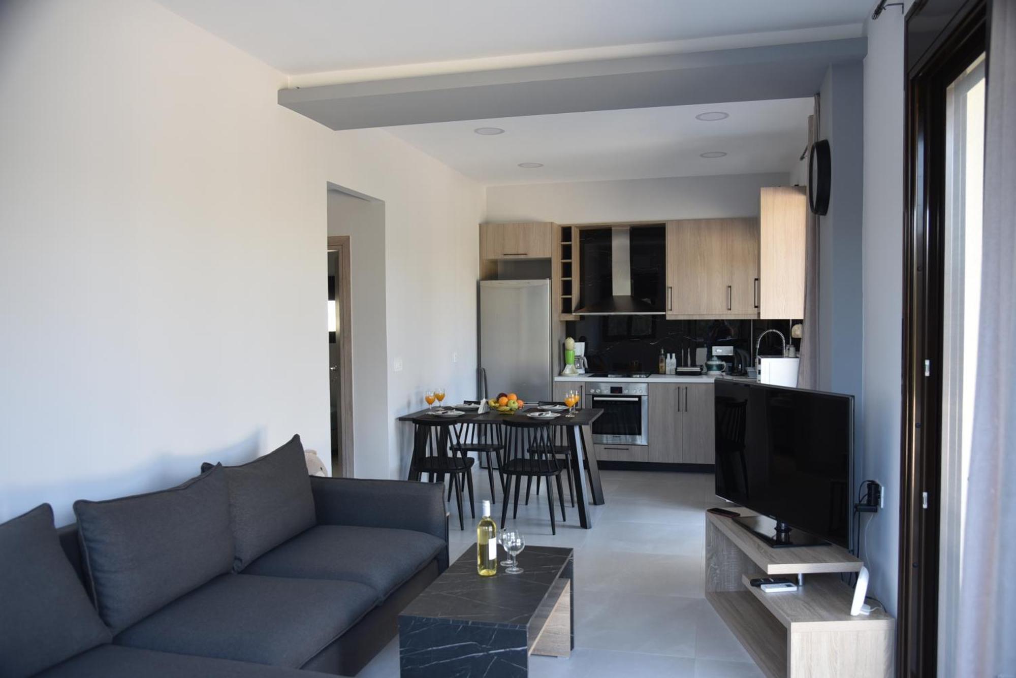 Pirgos Deluxe Apartment - Private Parking Kissamos Luaran gambar
