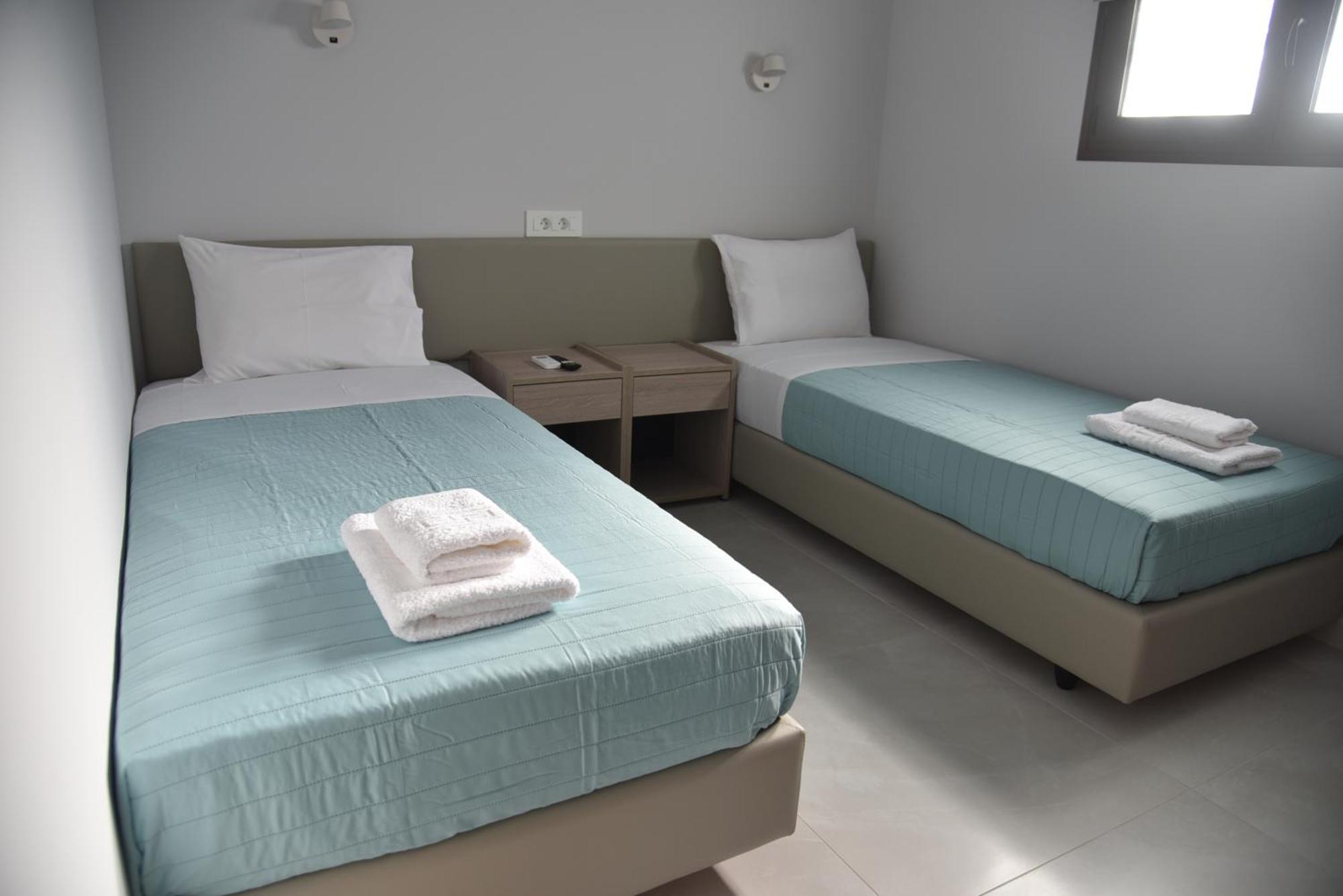 Pirgos Deluxe Apartment - Private Parking Kissamos Luaran gambar