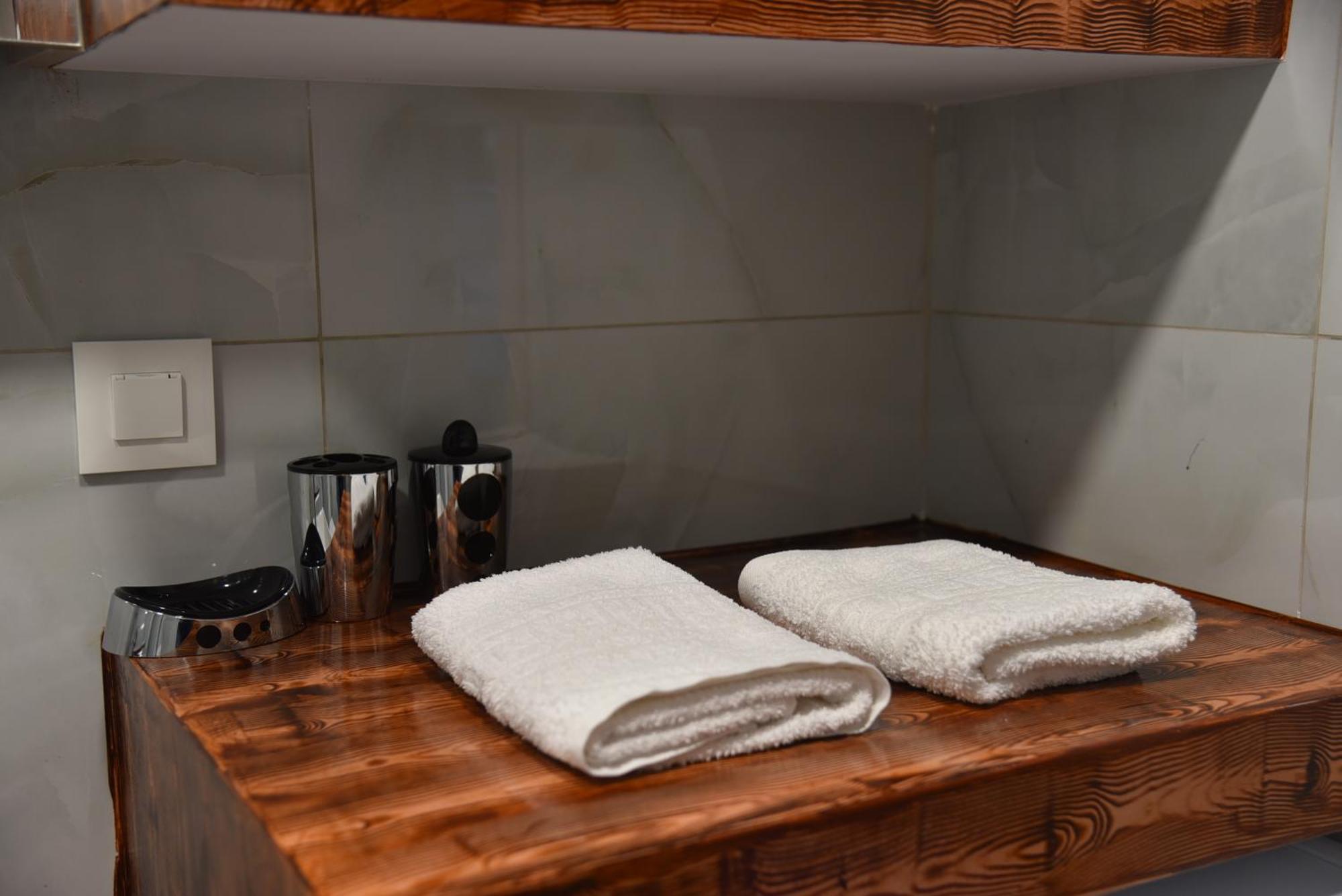 Pirgos Deluxe Apartment - Private Parking Kissamos Luaran gambar